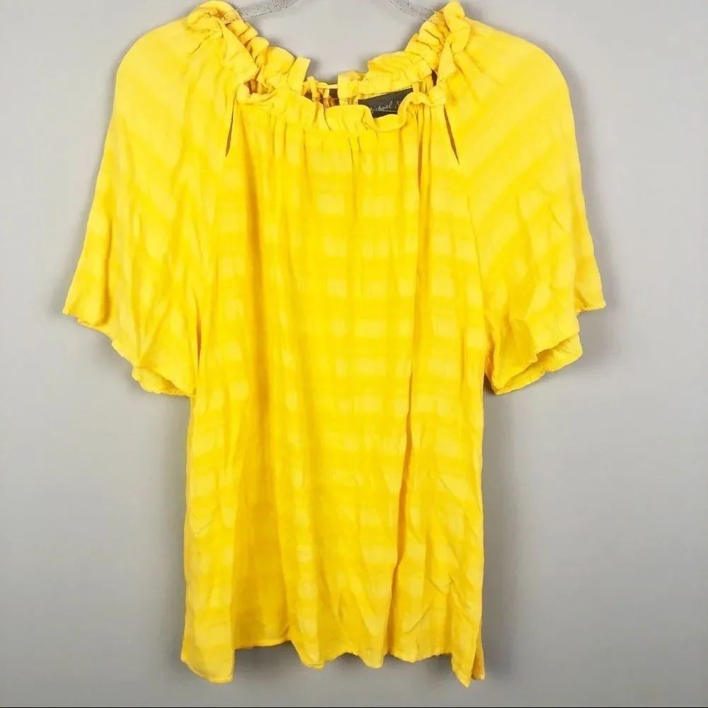 MICHAEL STARS | Ruffle Tie Neck Top Plisse Yellow - Picture 4 of 13